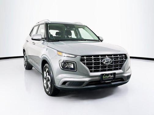 2021 Hyundai VENUE SEL