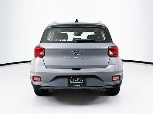 2021 Hyundai VENUE SEL