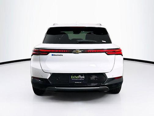 Summit White 2025 Chevrolet Equinox EV LT