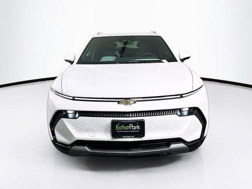 Summit White 2025 Chevrolet Equinox EV LT