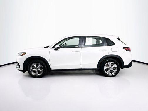 Platinum White Pearl 2024 Honda HR-V LX