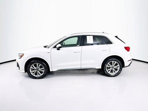 2024 Audi Q3 S line Premium