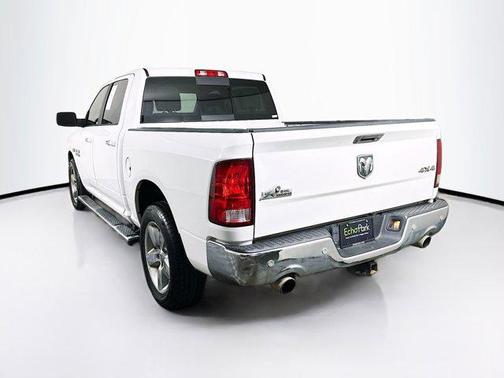 Bright White Clearcoat 2018 RAM 1500 Big Horn