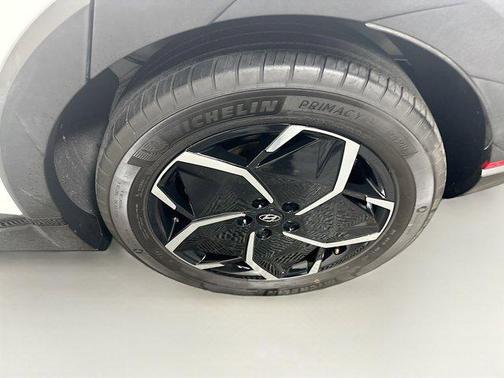 Atlas White 2024 Hyundai IONIQ 5 SEL