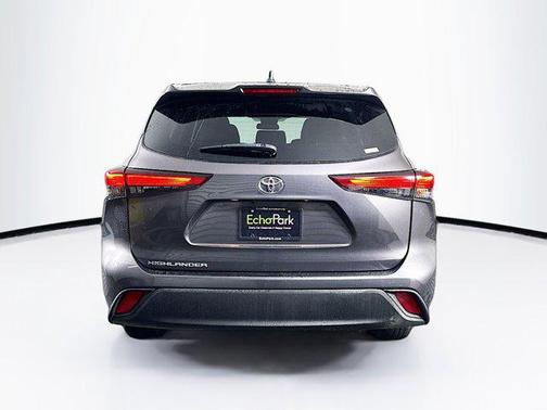 2021 Toyota Highlander L