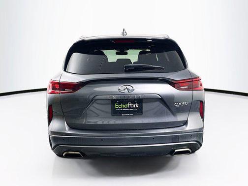 2022 INFINITI QX50 LUXE