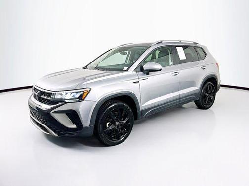 2024 Volkswagen Taos SE