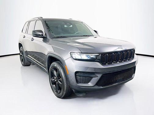 2023 Jeep Grand Cherokee Altitude