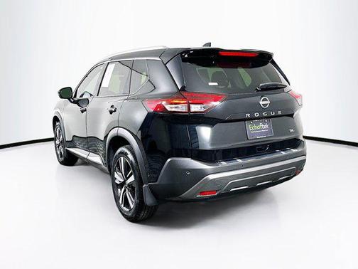 Super Black 2023 Nissan Rogue SL