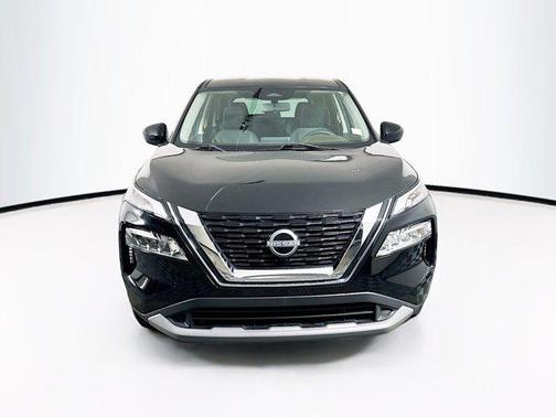 Super Black 2023 Nissan Rogue SV