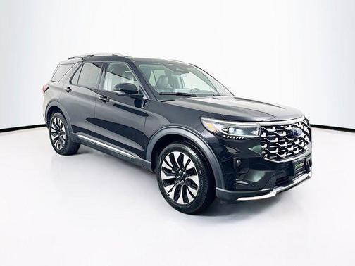 Agate Black Metallic 2025 Ford Explorer Platinum