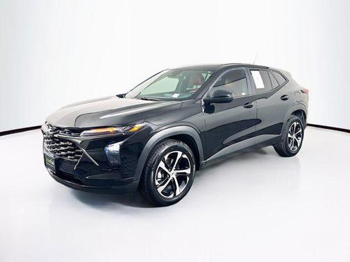Mosaic Black Metallic 2025 Chevrolet Trax 1RS
