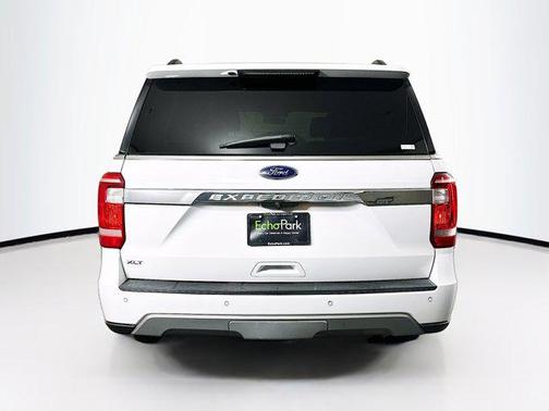 Oxford White 2019 Ford Expedition XLT