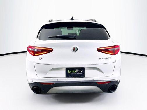 2022 Alfa Romeo Stelvio Ti