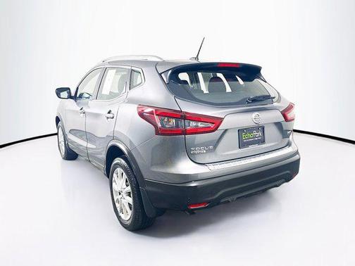 2022 Nissan Rogue Sport SV