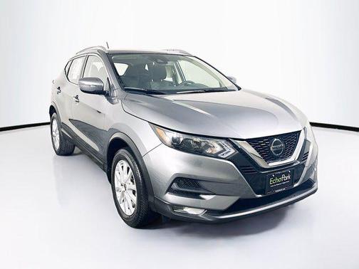 2022 Nissan Rogue Sport SV