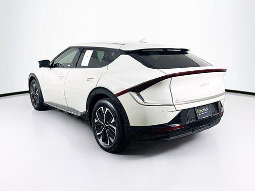 Glacier 2024 Kia EV6 Wind