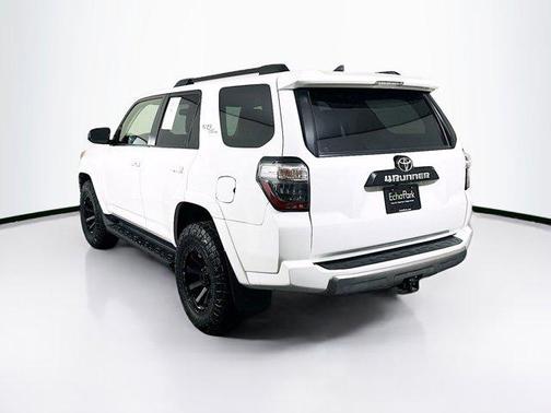 2021 Toyota 4Runner TRD Off Road