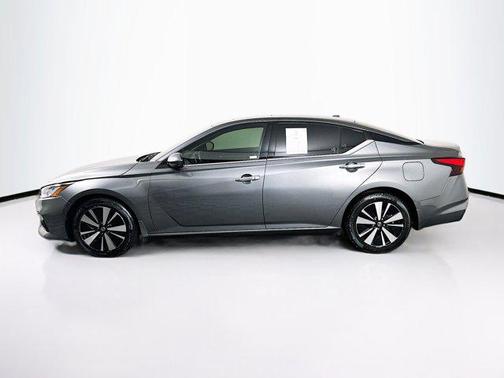 2022 Nissan Altima 2.5 SL