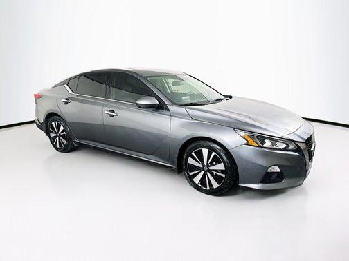 2022 Nissan Altima 2.5 SL