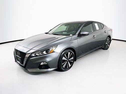 2022 Nissan Altima 2.5 SL