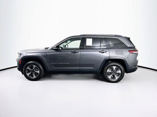 Baltic Gray Metallic Clearcoat 2022 Jeep Grand Cherokee 4xe Base