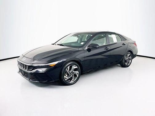 Abyss Black 2024 Hyundai ELANTRA Limited