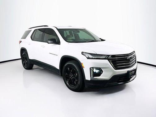 Summit White 2023 Chevrolet Traverse LS