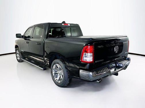 Diamond Black Crystal Pearlcoat 2022 RAM 1500 Big Horn/Lone Star
