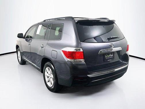 2013 Toyota Highlander SE