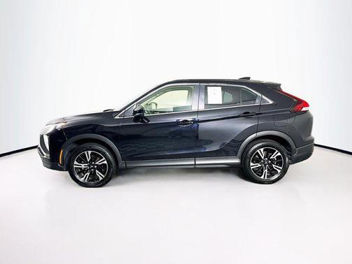 Labrador Black Pearl 2025 Mitsubishi Eclipse Cross SE