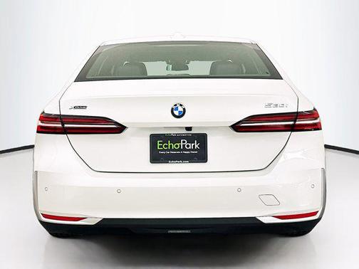 2024 BMW 530 i xDrive