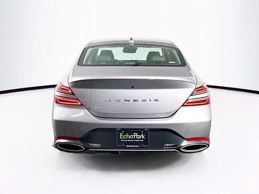 2025 Genesis G70 2.5T