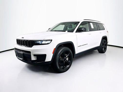 Bright White Clearcoat 2023 Jeep Grand Cherokee L Altitude