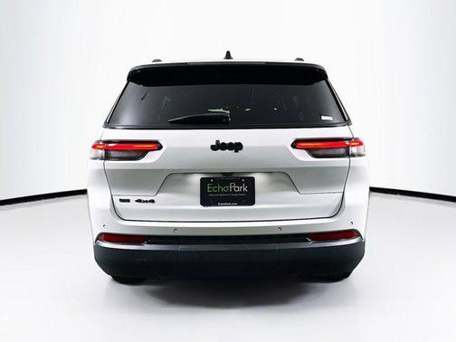 Bright White Clearcoat 2023 Jeep Grand Cherokee L Altitude