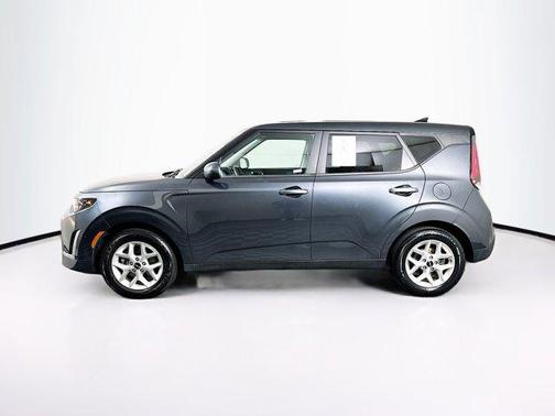 Gravity Gray 2025 Kia Soul LX