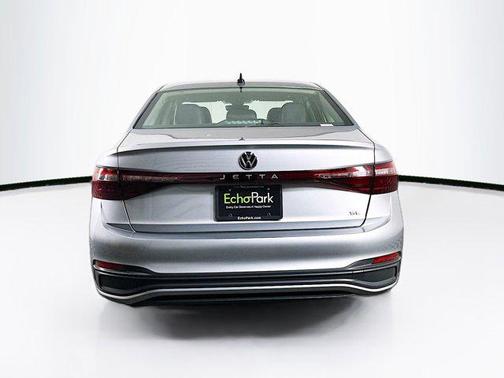 2025 Volkswagen Jetta 1.4T SE