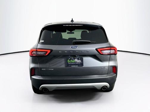 Carbonized Gray Metallic 2024 Ford Escape Active