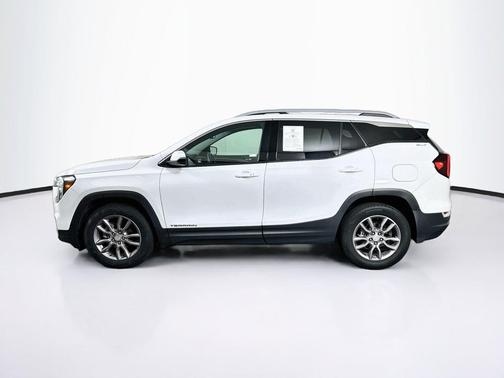Summit White 2023 GMC Terrain SLT