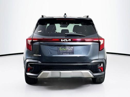 Gravity Gray 2025 Kia Seltos S