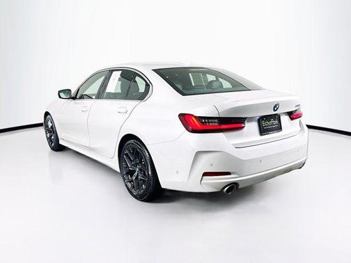 2025 BMW 330 i