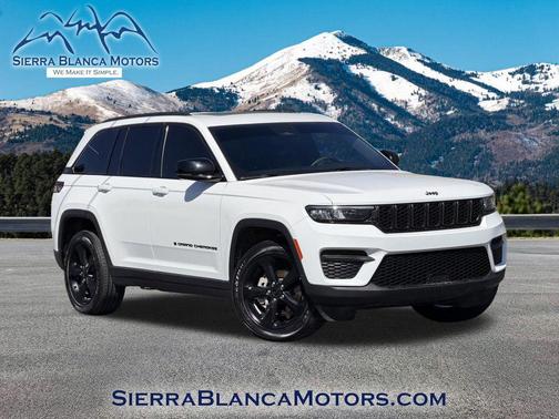 Bright White Clearcoat 2023 Jeep Grand Cherokee Altitude