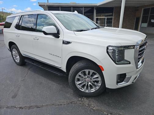 White Frost Tricoat 2021 GMC Yukon SLT