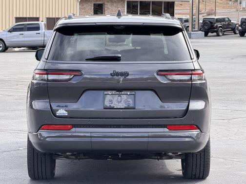 Baltic Gray Metallic Clearcoat 2026 Jeep Grand Cherokee L Limited