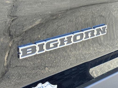 Diamond Black Crystal Pearlcoat 2026 RAM 1500 Big Horn/Lone Star