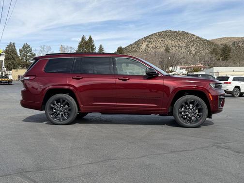 Velvet Red Pearlcoat 2026 Jeep Grand Cherokee L Limited