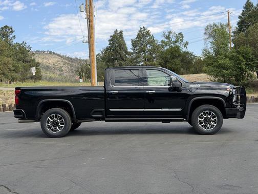 Black 2024 Chevrolet Silverado 3500 High Country