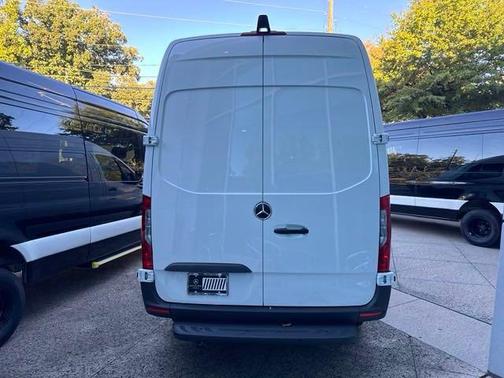 2025 Mercedes-Benz Sprinter 2500 Standard Roof