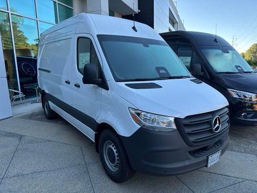 2025 Mercedes-Benz Sprinter 2500 Standard Roof