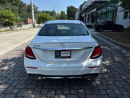 2018 Mercedes-Benz E-Class E 300
